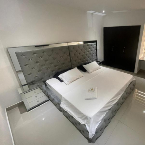 Luxury Amoblados